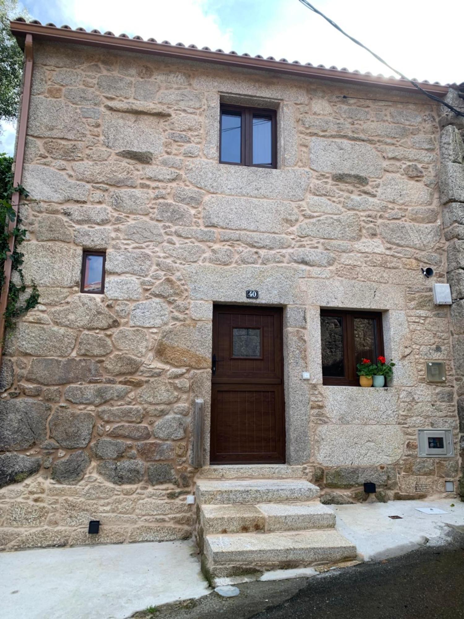 Casa A Pracina, Playa De Soesto Villa Laxe Exterior foto